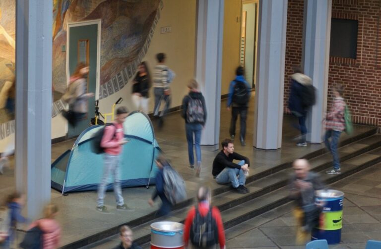 Theater Artemis – project I like school and school likes me